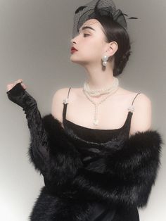 Size: one size 


 Model: 172cm




 length
 width
 Weight


 one size
 165cm
 28-30cm
 500-600g Long Slip Dress, Hepburn Style, Long Slip, Fur Shawl, Black Dress With Sleeves, Fishtail Dress, Fake Fur, Hem Dress, Birthday Dresses