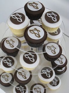 cupcakes are arranged in the shape of a tree