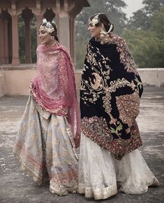 Mughal Wedding Dress, Mughal Outfits, Bridal Sharara, Ali Xeeshan, Traditional Indian Clothing, Desi Wedding Dresses, Asian Bridal Dresses, Pakistani Clothes, Bridal Dresses Pakistan