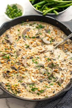 Mushroom Stroganoff Vegetarian, Stroganoff Vegetarian, Vegetarian Stroganoff, Lentil Mushroom, Mushroom Stroganoff Recipe, Orzo Dishes, Steamed Green Beans, Mushroom Stroganoff, Stroganoff Recipe