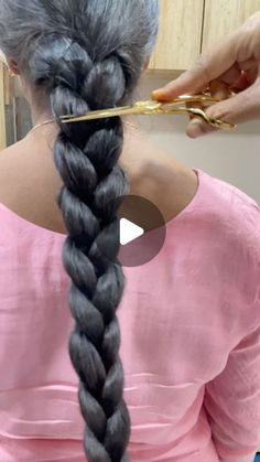 259K likes, 6,449 comments - smartladybeautycare on February 14, 2024: "#haircut @smartladybeautycare . . . Haircut & styling: Nisha Modi Schedule your appointment with us: 9924745388 . . . . . . . #haircutting #minitutorial #haircuttutorial #tutorial #barberstyle #salonlife #happyclienthappyme #organicgrowth #instagrowth #instasupport #explorehair #allabouthair #virul #virulvideo #foryou #foryoupage #trendingsong #academy #bestacademy #bestsalon #bestsalonintown #layercut #trendingreel #ahmed Ladies Long Haircut, Layercut Haircut Long Hair, Diy Haircut At Home Layered Hair, Layered Updo Hairstyles, Long Hair Transformation Haircuts, Hear Style Woman, Medium Hair Cuts Trend 2024, U Haircut For Medium Hair, Layercut Haircut