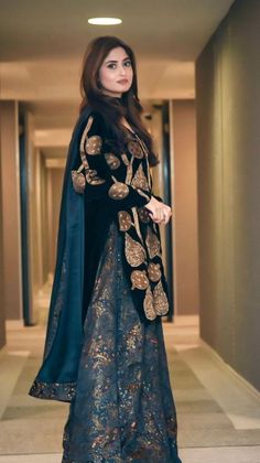 Bridal Gharara, Elegant Veils, Bicycle Rims, Embroidered Dresses, Asian Bridal Dresses, Sajal Ali, Stylish Hijab, Crochet Cable