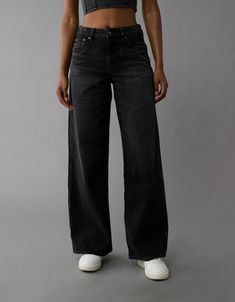 AE Strigid Super High-Waisted Ultra Wide-Leg Jean High Waist Wide Leg Black Jeans, High Waisted Wide Leg Dress Pants, Cute Bday Outfits For Women, Black Jeans Aesthetic, Black Wide Leg Jeans Outfit, Crewneck Outfits, Black Wide Leg Pants Outfit, American Eagle Black Jeans, Wide Leg Black Jeans