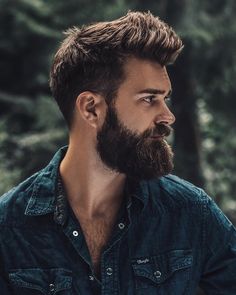 Lang-Vollbart-Stile Round Face Men, Beard Haircut