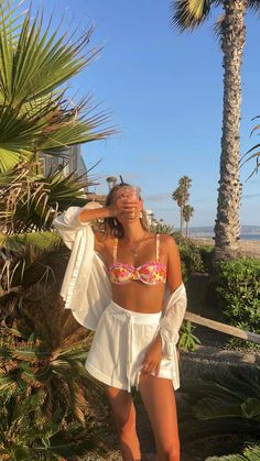 Morena Beach Outfit, Beach Hopping Outfits, Havana Cuba Outfits For Women, Cancun Swim Outfits, Houseboat Outfits, Summer Vacation Bikinis, Cabana Poolside Outfit, Greek Island Outfits Style, San Diego Vibes Outfits