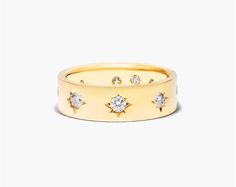 14K Yellow Gold Diamond Starburst Ring. The unique elegance of the band is matched by the alternating diamonds. This timeless ring will highlight your personal style. Starburst Diamond Ring, Vintage Christmas Wedding, Rings 2023, Princess Wedding Rings, Starburst Ring, Mothers Ring, Gold Starburst, Timeless Ring, Jewelry Photoshoot