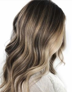 Redken Hair Products, Brown Blonde Hair, Hair Inspiration Color, Hair Inspo Color, Summer Hair, Hair Color Trends, Brunette Hair, Hair Dos, Blonde Highlights