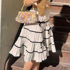 Chic and Casual Pleated A-line High Waist Mini Skirt with Sweet Bow Detail High Waist Mini Skirt, Short Pollera, Maxi Skirt Boho, Butterfly Knot, Womens Maxi Skirts, A Line Shorts, Elegant Casual, Sheer Chiffon, Chiffon Skirt