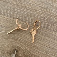 -Engraving On Both Sides Of The Key -Small And Dainty Pieces That Go With Every Outfit! Key Earrings, Golden Key, Earrings Color, Both Sides, Jewelry Earrings, Women Jewelry, Key, Brand New, Gold