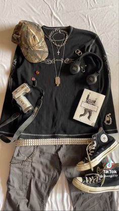 Nice Male Outfits, Swaggy Outfits For Men, Downtown Outfits Men, Downtown Boy Outfits, Olivia Rodrigo Conan Gray, Alternative Fashion Men, Cloth Inspiration, Outfit Themes, Necklace Styles