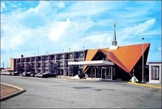 the motel is located on an empty street