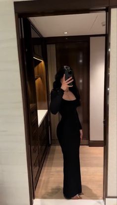 Thewizardliz Outfit, Black Hair Outfit, Bodycon Dress Aesthetic, Long Dresses Black, Dress With Heels, Maxi Dress Long Sleeve, Tall Dress, Shapewear Dress, Dress Square Neck