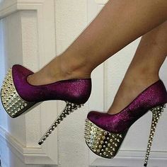 Spiked Purple #Shoes #heels --- Really high shoes! Platform High Heel Shoes, Hot Heels, Gorgeous Shoes, Hot Shoes