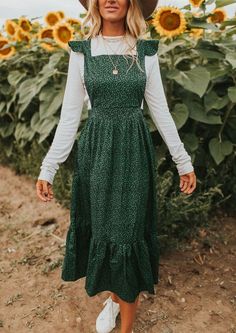 Green Modest Dress, Cottagecore Fashion Dresses, Cottagecore Autumn, Cute Modest Outfits, Outfits Modest, Cottagecore Outfits, Cottagecore Fashion, Sunflower Field, Modest Dress