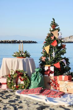 #Marbella #Sotogrande #ChristmasInSpain #NewYearCelebration #HolidayVibes #LuxuryTravel #CostaDelSol #WinterSun #FestiveSeason #TravelGoals #BeachAndSki #WellnessRetreats
☀️ 🎄 🎿 ⛳ 🍽️ 🌊 ✨ Christmas Tree Images, Holiday Hack, Beach Christmas, Tropical Getaways, Christmas Tree With Gifts, New Year Celebration, Punta Cana, Christmas Images, Christmas Morning