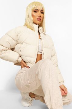 Crop Puffer Jacket, Duster Coats, Plastic Raincoat, Faux Fur Coats, Cropped Puffer Jacket, Plus Size Coats, Jacket Outfit, Fashion Face Mask