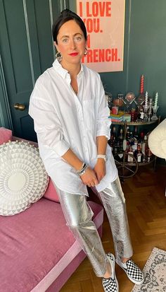 Silver Jean Outfits, Silver Trousers Outfit Women, Silver Trainers Outfit, Metallic Trousers Outfit, Metallic Shirt Outfit, Silver Trousers Outfits, Silver Shirt Outfit, Silver Jeans Outfit, Silver Leather Skirt