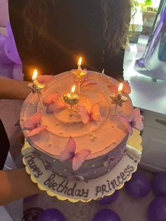 Birthday Cake Snap, Happy Birthday Princess Cake, Boys 18th Birthday Cake, Badminton Videos, Excretory System, 17 Birthday Cake, 18th Birthday Party Themes, Tiered Cakes Birthday