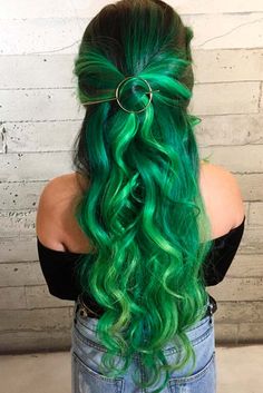 Hair Color 2017, Hair Dyed, Hair Color Options, Green Wig, Trendy Hair Color, Hair Shades, Pastel Hair, Colored Hair