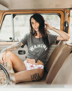 Introducing, our 'Wahine' graphic tee that started it all! This simple yet powerful graphic is a reminder of the strength of women and girls of Hawai'i and our commitment as a small business to supporting our local community. OUR COMMITMENT TO WOMEN AND GIRLS OF HAWAI‘I Dolkii is proud to partner with the Women's Fund of Hawai'i, a non profit organization whose mission is to support innovative programs that empower women & girls statewide. Proceeds from the sale of this tee will go towards t All Star Team, Non Profit Organization, Downtown Los Angeles, Jewelry Outfit