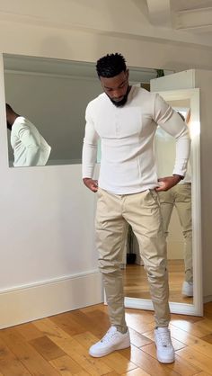 Black Male Fashion Casual, Construction Outfit Mens, Black Men Spring Outfits, Smart Casual Men Outfit Street Style, Moreno Outfit Men, Styles For Big Men, Black Men Style Classy, Museum Outfit Men, Mens Style Aesthetic