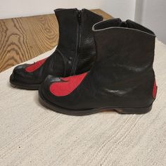 Handmade Cydwoq Love in Black / Red Ankle Boot In 36.5 | eBay Red Ankle Boots, Handmade Shoes, Italian Leather, Shoe Collection, Ankle Boot, Black And Red, Boots, Red, Leather