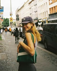 Mode Inspo, Mode Vintage, Photography Inspo, Film Camera, New Yorker