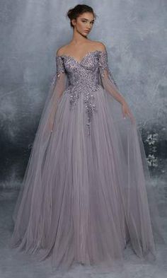 Gown Couture, Dress Couture, Tarik Ediz, Fantasy Dresses, Couture Candy, Ball Gowns Evening, Fantasy Gowns, Cape Sleeves, Fairytale Dress