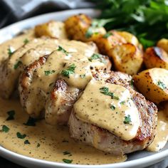 Pork Tenderloin with Creamy Mustard Sauce Recipe – Gymonset Sauce For Pork Tenderloin, Mustard Sauce For Pork, White Wine Sauce Recipes, Mustard Sauce Recipe, Mustard Pork Tenderloin, Mustard Cream Sauce, Pork Sauce, Creamy Mustard Sauce, Pork Chop Dinner