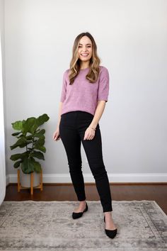 Business Casual Outfits For Women Black Jeans, Casual Work Tops For Women, Work Meeting Outfits Casual, Casual Work Outfits Jeans Office Wear Black Women, Work Outfits With Flats Office Wear, Petite Work Outfits Business Casual, Causal Outfits For Women Work, Teacher Jeans Outfit, Tech Work Outfit Women