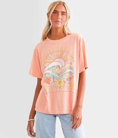 Salt Life Tropic Tides Oversized T-Shirt - Orange Large, Women's Pinkpeach Graphic heathered t-shirt Bust measures 42 on size small Body length 25 on size small. 60% Cotton 40% Polyester. Machine wash warm with like colors. Only non-chlorine bleach when needed. Tumble dry low. Do not iron decoration. Do not dry clean if decorated. Apparel & Accessories > Clothing > Shirts & Tops Cute Womens Shirts, Colorful T Shirt, Shirts Preppy, Shirts For Summer, Cute Shirts From Shein, Preppy Tee Shirts, Cute Graphic Tees For Women, Cute Beachy Clothes, Graphic Tees Cute