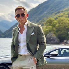 James Bond 007 AI | "It is better to travel hopefully than to arrive." . . . . . #jamesbond #danielcraig #bond #notimetodie #seanconnery #rogermoore… | Instagram Danial Craig, James Bond Outfits, Daniel Craig Style, Bond Outfits, Bond Suits, James Bond Style, Stylish Mens Suits, Blazer Outfits Men, Mens Business Casual Outfits