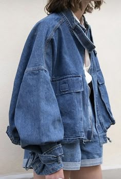 Denim Trends, Mode Inspo, Looks Style, Upcycle Clothes, Fashion Details, Look Fashion