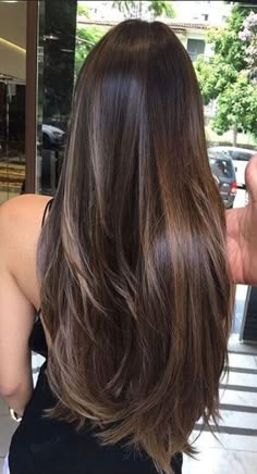 Blond Cenușiu, Natural Brown Hair, Hair Color Asian, Long Brunette Hair, Chocolate Brown Hair Color, Brunette Balayage, Long Hair Color