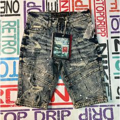 Sz 30 American Heritage Blue Denim Jean Shorts Urban Acid Wash Bottoms For Summer, Blue Distressed Jean Shorts, Blue Ripped Denim Jean Shorts, Ripped Blue Short Jeans, Short Length Distressed Blue Jeans, Blue Jean Shorts With Five Pockets, Fitted Ripped Denim Jean Shorts, Distressed Blue Short Length Bottoms, Fitted Distressed Denim Jean Shorts