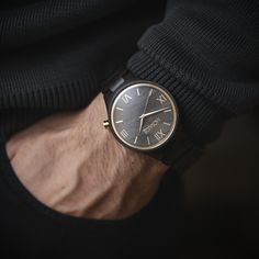 Hand Watch Photography, Lifestyle Watch Photography, Watch Product Photography Ideas, Wrist Watch Photography, Photography Watch Ideas, Watch Photography Ideas Creative, Watch Photography Creative, Watch Commercial Photography, Watch Photography Ideas