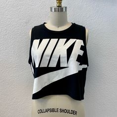 Black Cropped Nike Tank Top With Wide Graphic Print. Brand New And Never Worn! Cropped Nike, Nike Tank Top, Nike Tank, Nike Tank Tops, Tops Black, Black Crop, Nike Black, Nike Tops, Black Nikes