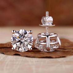 Diamond Solitaire Earrings, Diamond City, Solitaire Earrings, Diamond Jewelry Designs, Man Made Diamonds, Stud Earrings For Women, Diamond Stud Earrings, Engraved Jewelry, Diamond Stud