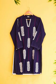 Aplique Work Kurtis, Kurtas Men, Pakistani Party Wear Dresses, Dress Up Shoes, Girls Clothes Patterns