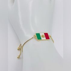 Bandera Mexicana Pulsera Chapada En Or 18k/Mexican Flag 18k Gold Plated Bracelet Quinceañera Jewelry, Mexico Bracelets, Mexican Bracelets, Mexican Stuff, Mexican Necklace, Quinceanera Jewelry, Latina Jewelry, Mexican Gifts, Mexican Flag