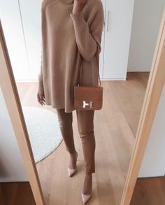 Outfits Leggins, Snacks Easy, Nashville Outfits, Ig Stories, Looks Chic, Hermes Bags, Keto Snacks, Faux Leather Leggings, Fashion Mode