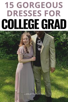 Obsessed with these university graduation outfit ideas! Definitely buying one of these dresses for college graduation Cute Grad Dresses, Casual College Outfits Lazy Days, College Outfit Ideas Student, Classy College Outfits, Casual College Outfits Summer, Dresses For College, Cute Graduation Outfits, University Graduation Outfit