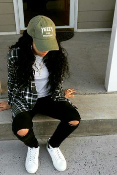 Feminine Tomboy Outfits, Fem Tomboy Outfits, Lesbian Fashion Tomboy, Mode Zendaya, Looks Hip Hop, Model Tips