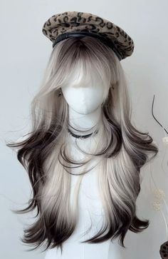 Brown And Blonde Hair Extensions, Bleach Hair Styles, Pretty Hair Cuts, Brown Tips, Korean Hair Color, Sketchbook Inspo, Light Blonde Hair, Korean Hair, Pinturas Disney