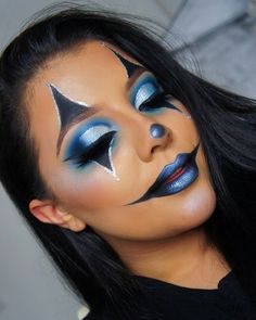 Theatrical Clown Makeup, Theatrical Makeup Ideas, Circus Makeup Pretty, Womens Clown Makeup, Ringleader Makeup, Jester Makeup Female, Blue Clown Makeup, Halloween Makeup Cute, Clown Face Makeup