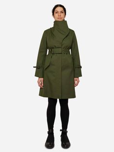 Noir Femme - Norwegian Rain Norwegian Rain, Expedition Gear, Weather Wear, Raincoats For Women, Japanese Fabric, Winter Weather, Detachable Hood, Coat Fashion, Back Strap