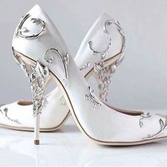 Ralph & Russo Wow Shoes Couture Heels, Wedding Pumps, Pointy Toe Shoes, Bridal Wedding Shoes, White High Heels, Prom Heels, Prom Shoes