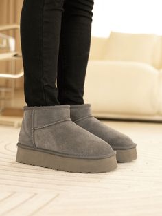 Grey Ugg Ultra Mini Platform, Ugg Ultra Mini, Low Ankle Boots, Reindeer Headband, Shearling Boots, Pocket Jacket, Platform Heel, Daily Dress, Dress Jewelry