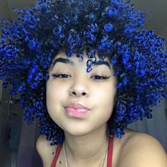 Curly Hair Color Ideas, Curly Hair Color, Trendy We Fryzurach, Cabello Afro Natural, Curly Color, Highlights Curly Hair, Curls Hair, Wavy Curls