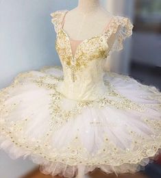 a white ballerina dress is on sale for $ 3, 99 at the store